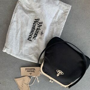 NWT Vivienne Westwood Sara clutch in black satin